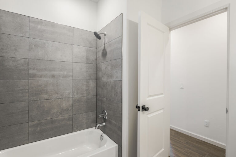 Hall Bath B