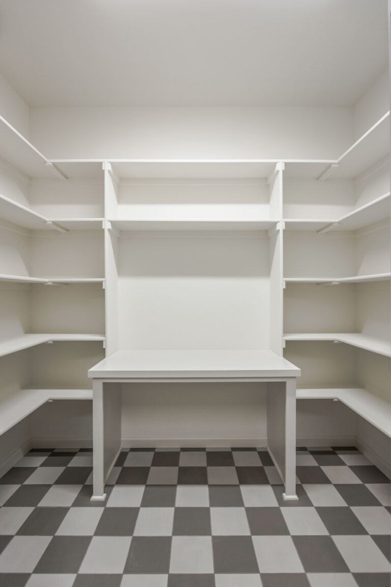Pantry B
